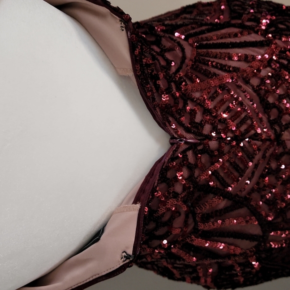 NW Nightway Sequined High Neck Backless Prom Dress - Picture 12 of 15